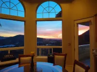 Sunshine Mountain Bed and Breakfast Hotels in San Marcos