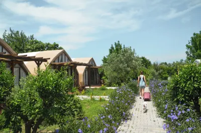 Quonset Glamping Hotel di Hidirlik Mahallesi