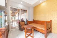 RedDoorz Near Happy Farm Ciwidey Hotels in Rancabali