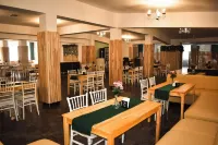 Complex Caprioara Toplita Hotels in Lunca Bradului