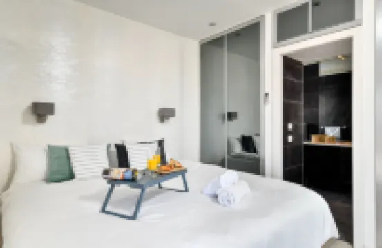 Modern Gem with Stunning Balcony by Sea N Rent