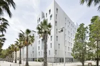 Lugaris Beach Apartments