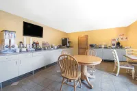 Northwoods Inn and Suites