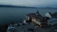 Cacique Inacayal Lake Hotel & Spa - Parking