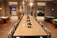 햄프턴 인 바이 힐튼 캘거리 에어포트 노스