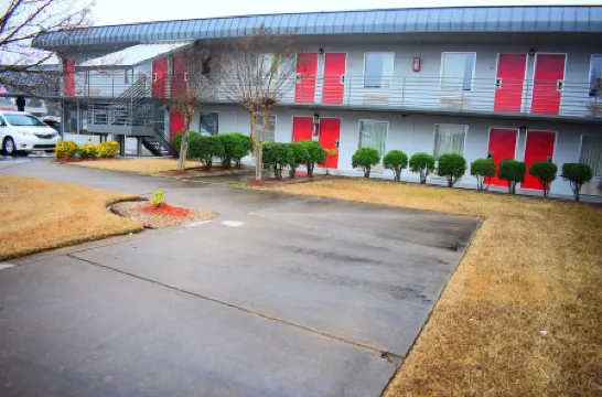 小石城經濟旅館