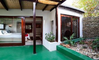 Karoo Art Hotel