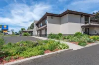 Comfort Inn Hotels near Trout Lake