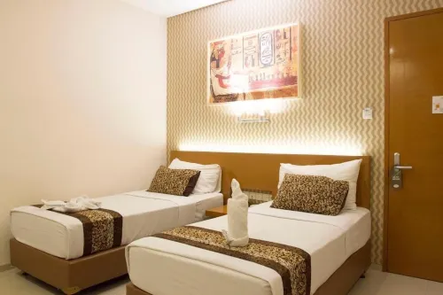 Papyrus Tropical Hotel Hotels in Tanah Sereal