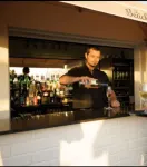 Cobo Bay Hotel - bar