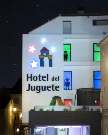 Hotel del Juguete Отели в г. Оніл