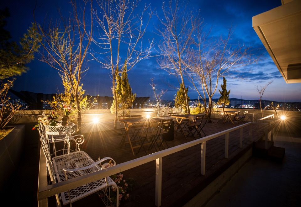 3. 아마레 호텔..