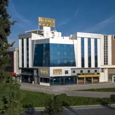 Blanca Hotel Отели рядом с достопримечательностью «Автовокзал Измира»