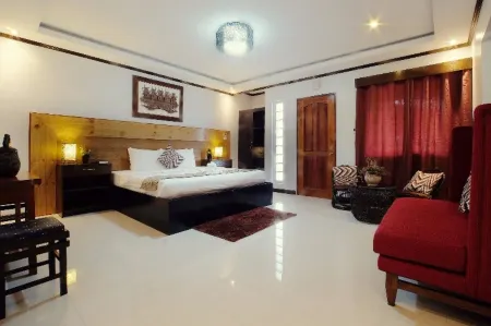 Coron Bancuang Mansion