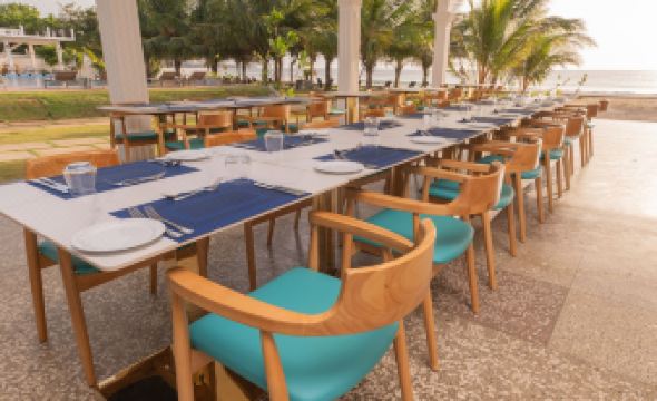 Uppuveli Beach by Dsk