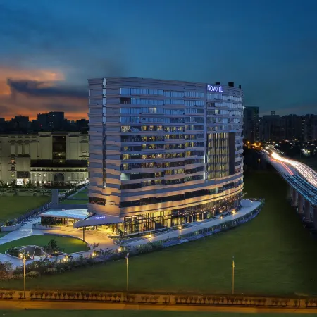Novotel Kolkata - Hotel & Residences