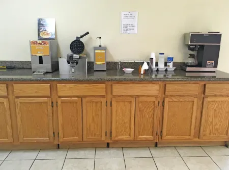 Americas Best Value Inn and Suites Greenwood