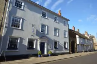 Chantry Hotel Hotels near Woolpit Wood