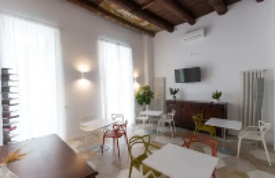 薩沃伊河濱酒店 鄰近拿坡裡海岸長廊的酒店