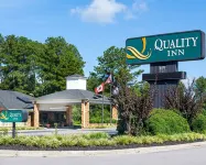 Quality Inn Petersburg Near Fort Gregg-Adams Hotels near Krupp K5(E) Railway Canon