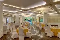 昌迪加爾吉拉克普爾溫德姆華美達廣場酒店