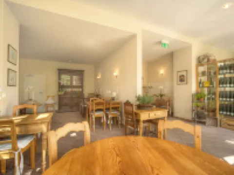 Gästehaus Moselkloster Hotels in Trittenheim