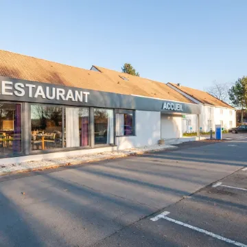 Brit Hotel Caen Nord - Mémorial
