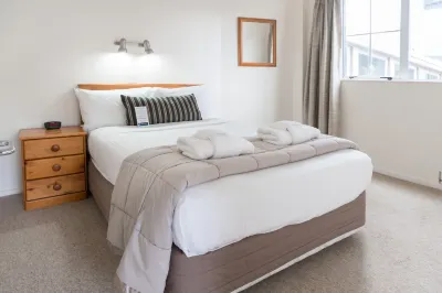Courtenay Village Hotels in 