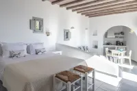 Provalma Hotels in Folegandros