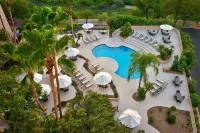 Hilton Tucson East - Pools