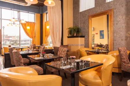 The Giacomo, Ascend Hotel Collection Отели рядом с достопримечательностью «Водопады Бридал Вейл»