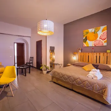PC Boutique H Napoli Centro, by ClaPa Group