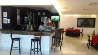 Golden House Hotel & Convention Center - bars