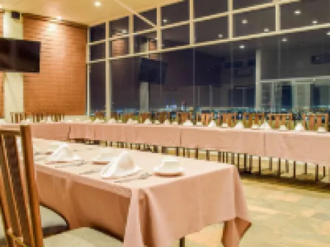 ホテル クラウン ビクトリア ケレタロのホテル