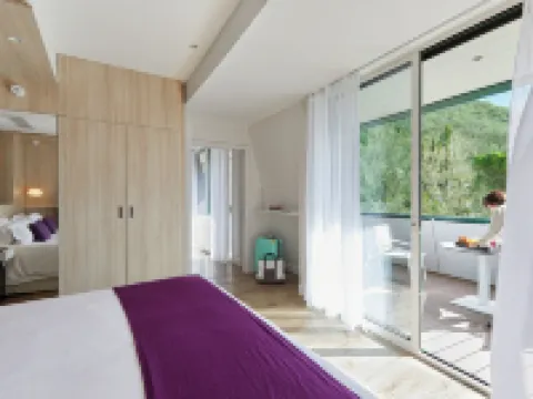 Eau Thermale Avène l'hôtel Hotels in Avene