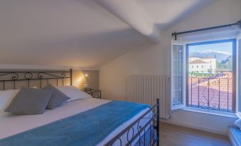 La Baia with Breathtaking Lake Views by Wonderful Italy