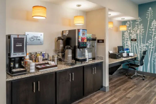 MainStay Suites Winfield-Teays Valley