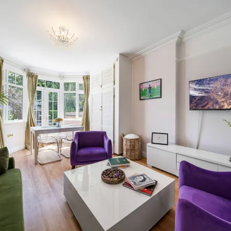 Wimbledon Holiday Lets Отели рядом с достопримечательностью «Уимблдон»