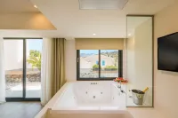 Samian Mare Hotel, Suites & Spa - Hot Tub