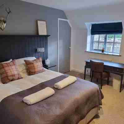 The Ragged Cot Rooms