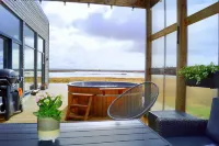 Austurey Lakefront Villa -  case vacanza in affitto
