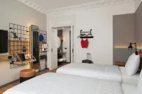 Moxy Istanbul Taksim