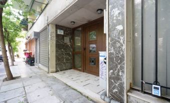 LIV - Trendy Athenian Apartment in Pagrati
