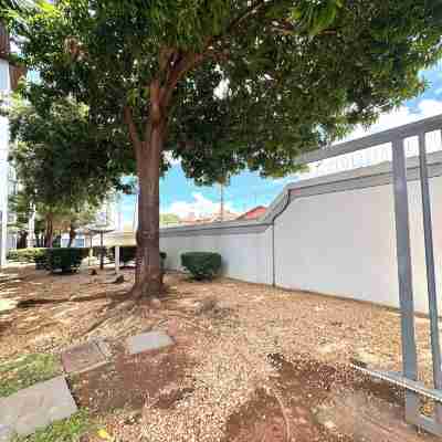 達維西斯 11 號 Px Praça Girassois 和 Detran Hotel Exterior