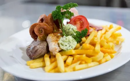 Landgasthof Fischbach Отели в г. Бенедиктбойерн