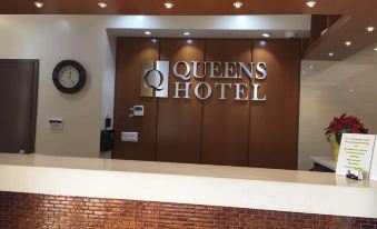 The Queens Hotel