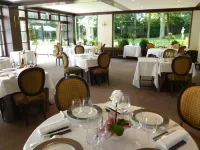 Hostellerie du Royal Lieu Hotels in Compiegne