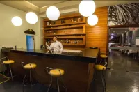 Aipana Plaza Hotel - Bares