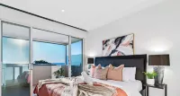 Hillside Luxe with Spa   Bay Views - Jacuzzi