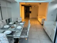 Dartford 4 Beds Sleeps 8 Near Bluewater and M25